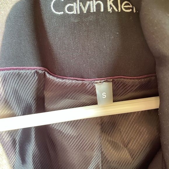 Calvin Klein trench coat - Picture 3 of 4